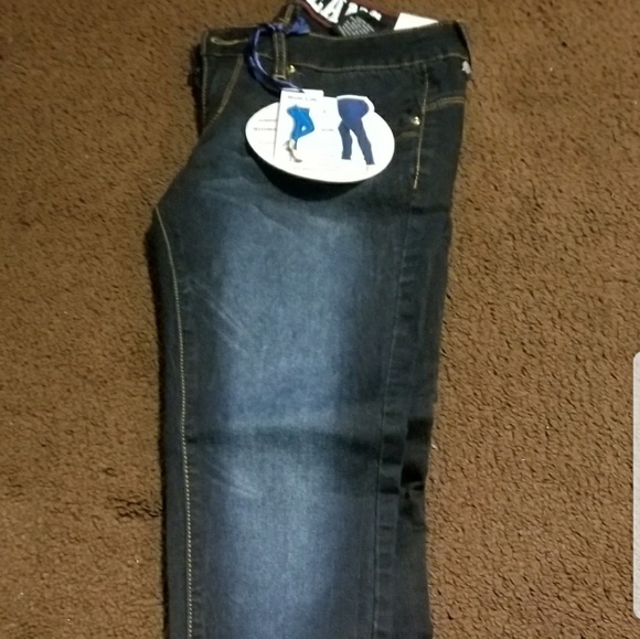 Jeans - Picture 2 of 2